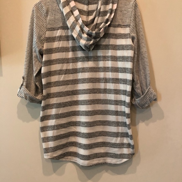 3/4 sleeve maternity Shirt - Picture 2 of 2